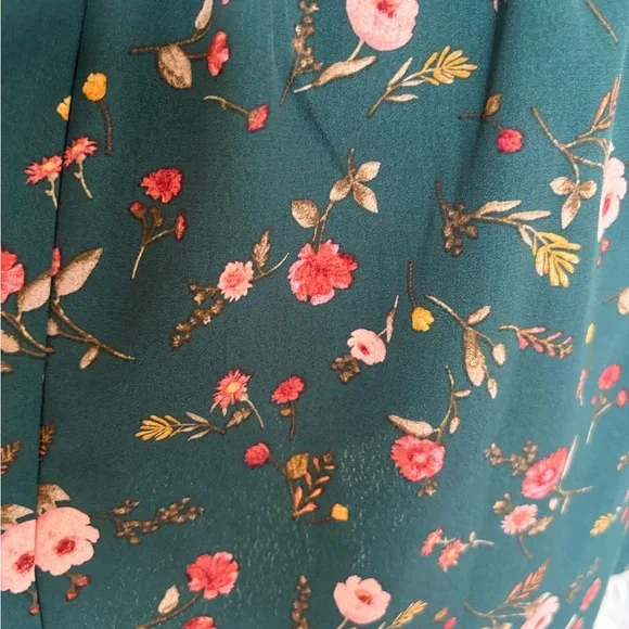 Forest Green Floral Mini Dress - Picture 4 of 5